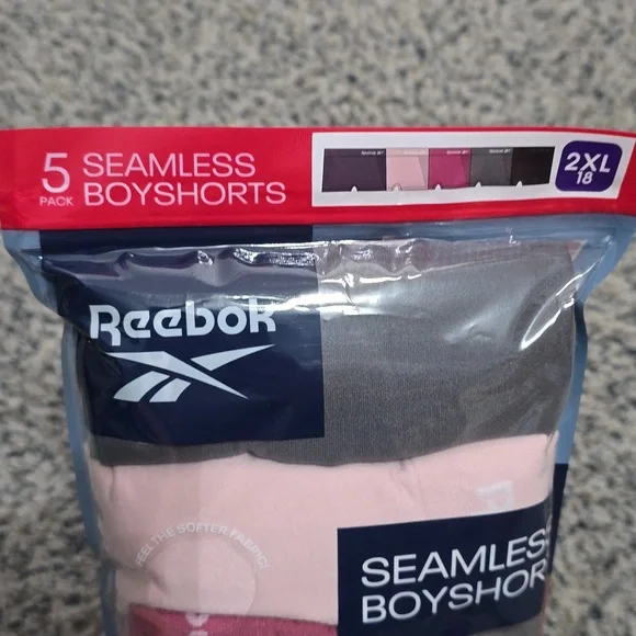 ๐๏ธ Reebok Seamless Boyshorts 5 Pack - Picture 2 of 5
